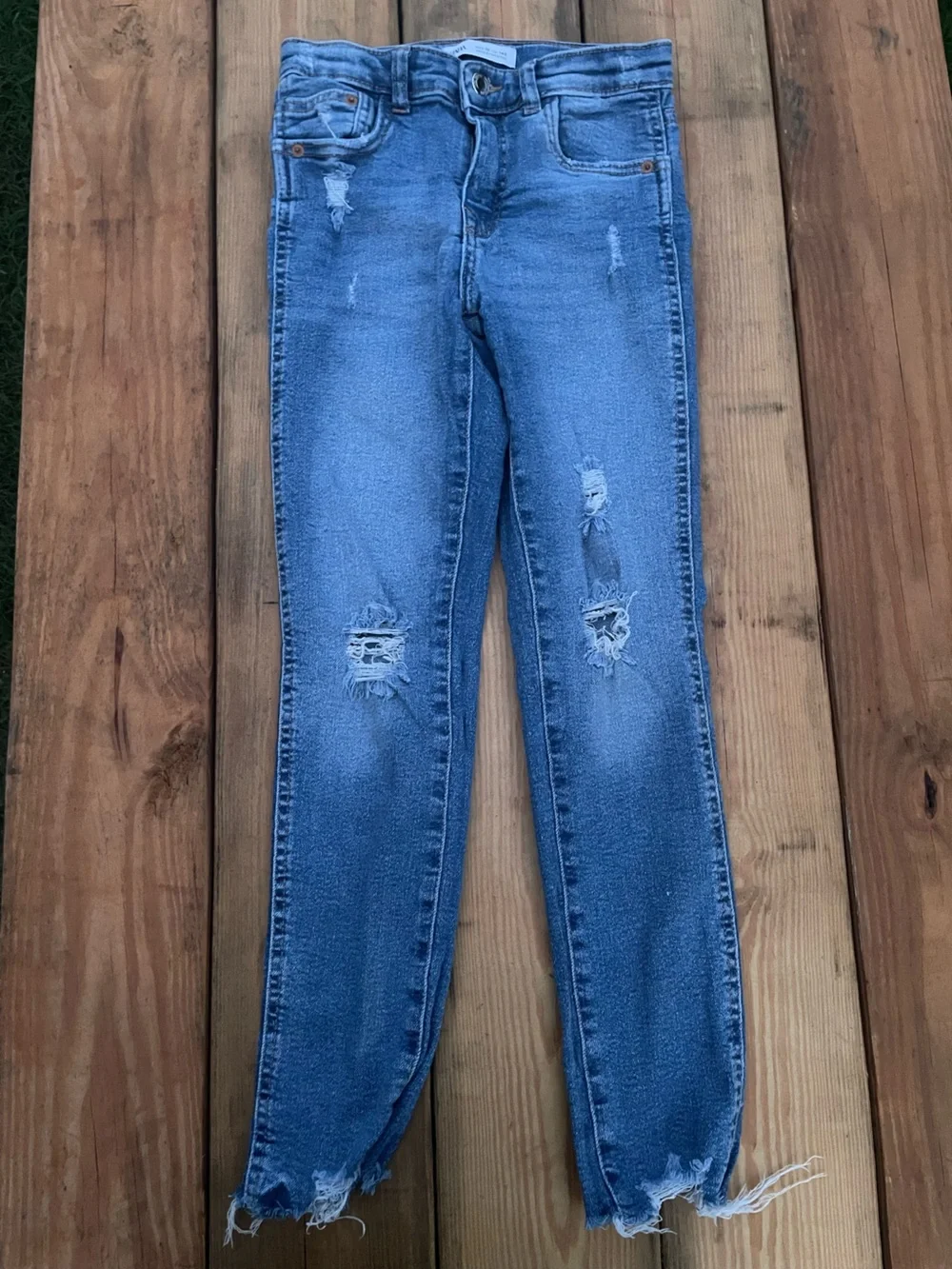 Zara Kids Girl’s Distressed Blue Skinny Jeans- Size 10